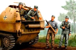 Hobby Boss 1/35 German SPG Crew