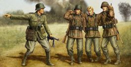 Hobby Boss 1/35 Kursk 'Bailout from the pocket'