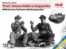 ICM 1/35 '"Prost!", Between Battles on Bergepanther (WWII German Tankmen with Bergepanther), Vehicle