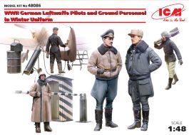 ICM 1/48 WWII German Luftwaffe Pilots and Ground Personnel in Winter Uniform (5 figures)