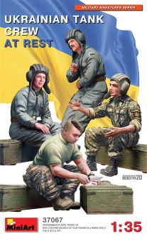 MiniArt Ukrainian Tank Crew At Rest 1/35 Scale
