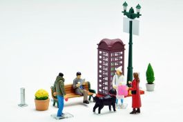 Tomica Limited Vintage Diocolle 64 1/64 #Car Snap 09a Holiday Town Scene (Diecast)